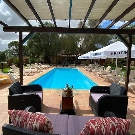 Sa Canova Farm stay *